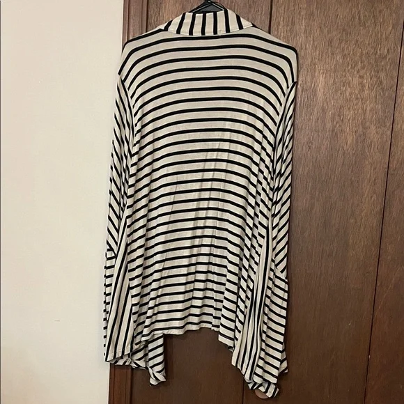RXB Black and Beige Striped Asymmetrical Open Front Cardigan Style Top - Picture 11 of 14